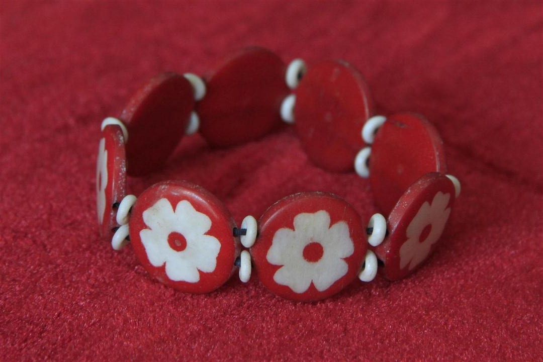 Flower Design Bone Yak Bone Yak Bone Bracelet, Handmade In Nepal, Handmade In Nepal