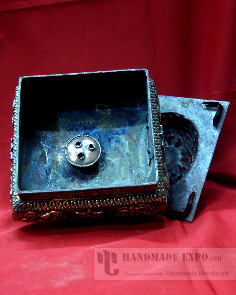 Square Hanging Metal Incense Burner, oxidized, hanging & Swinging, Makal