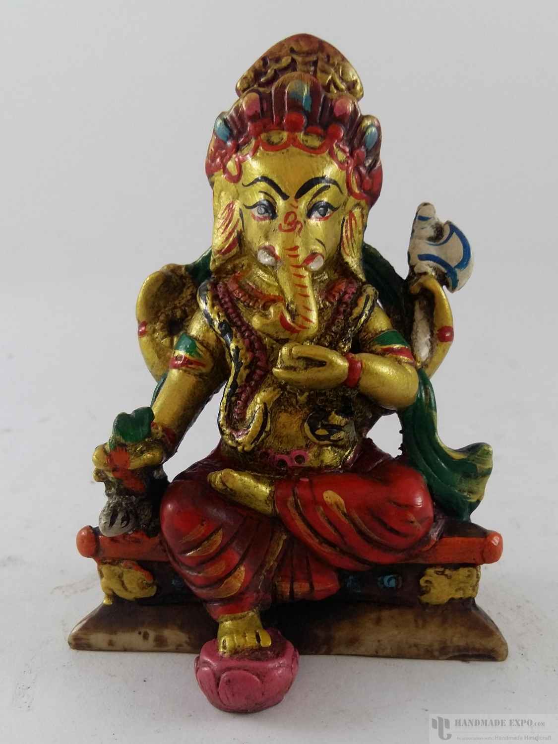 Resin Statue <span Style=