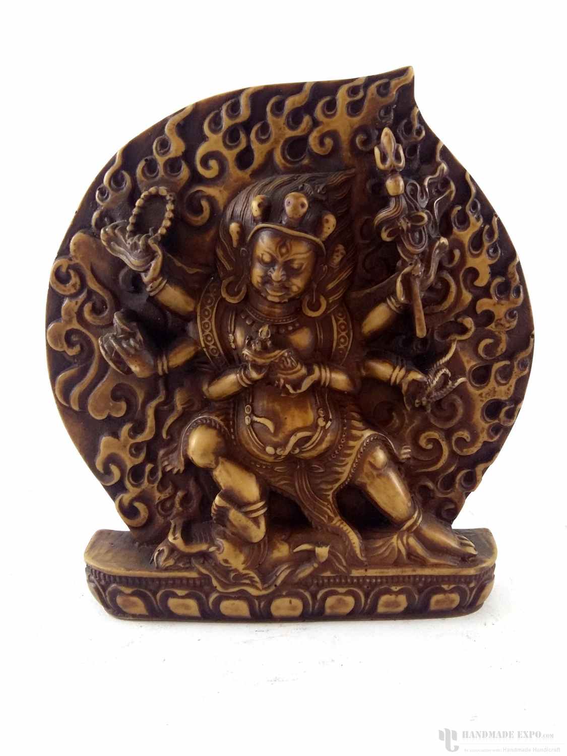Resin Statue <span Style=