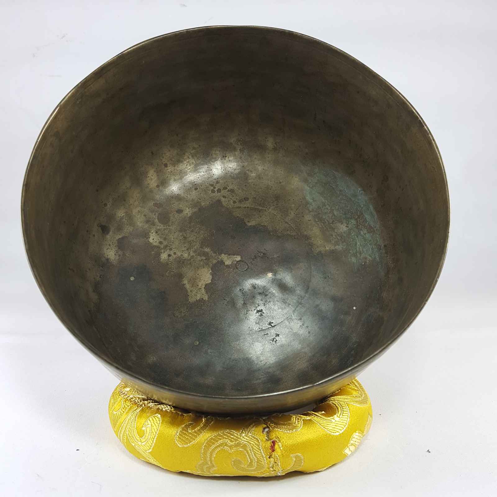 Old Hand Beaten Bronze <span Style=