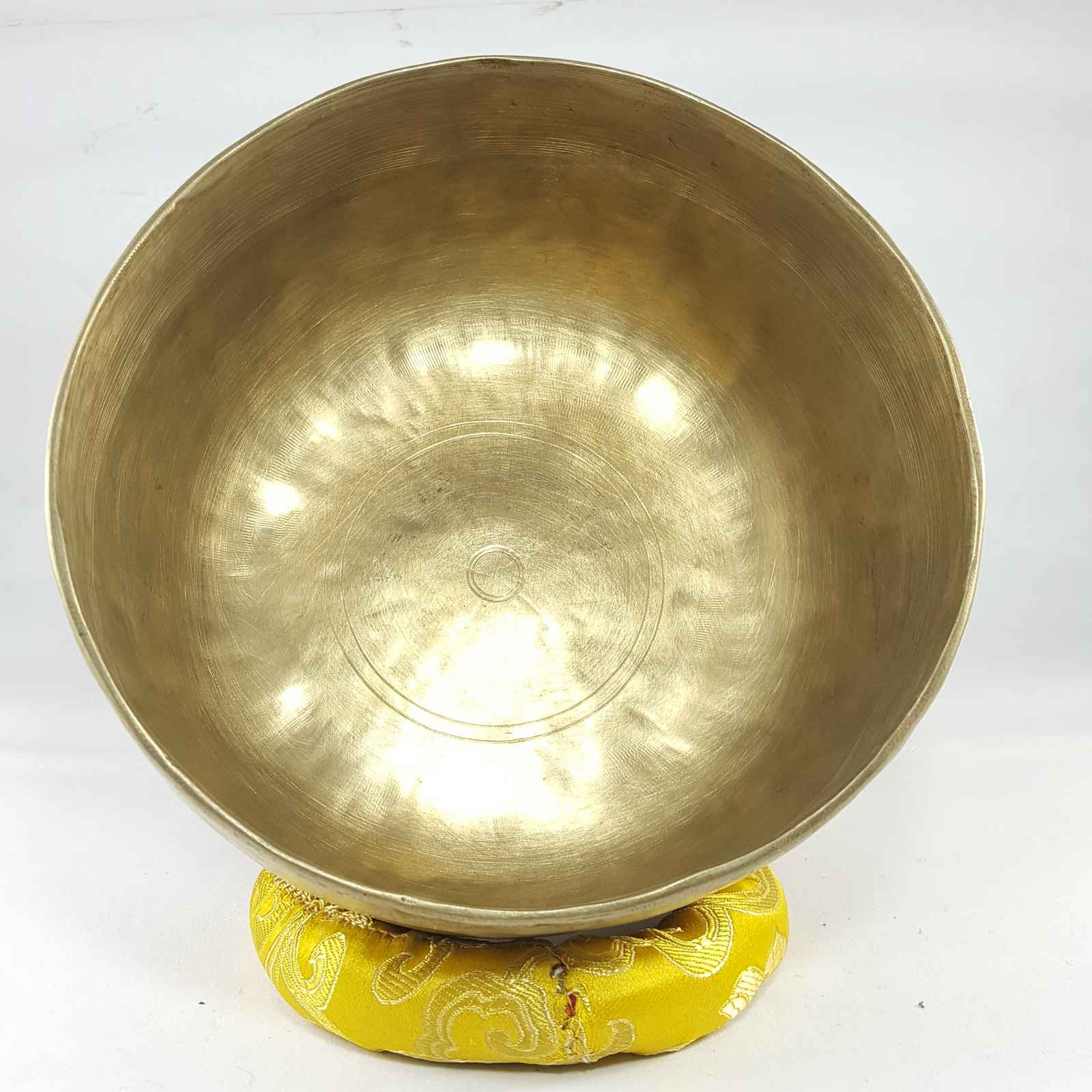 Old Hand Beaten Bronze <span Style=
