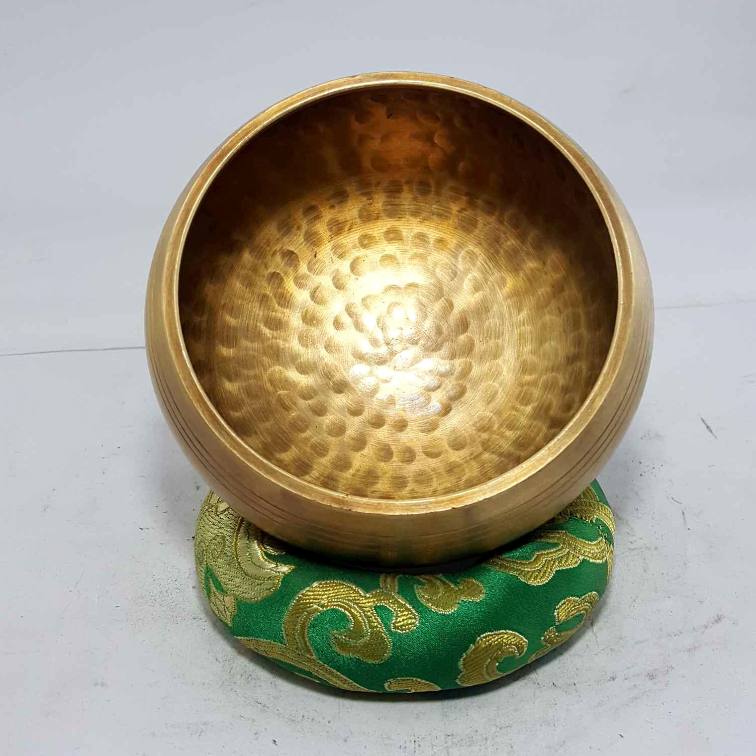 Hand Hammered Singing Bowls <span Style=