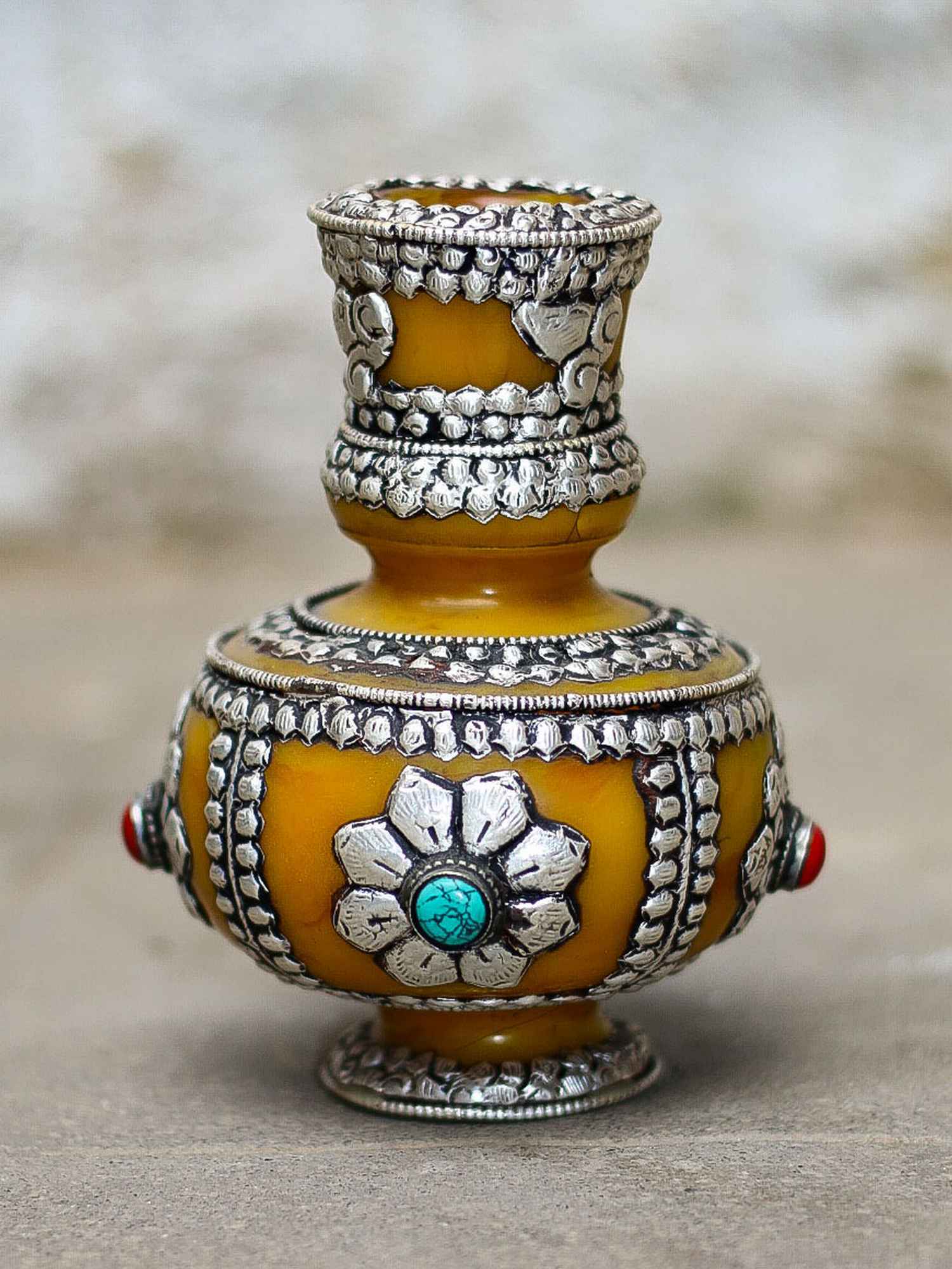 Amber Design Silver Carved Tibetan Flower Vase