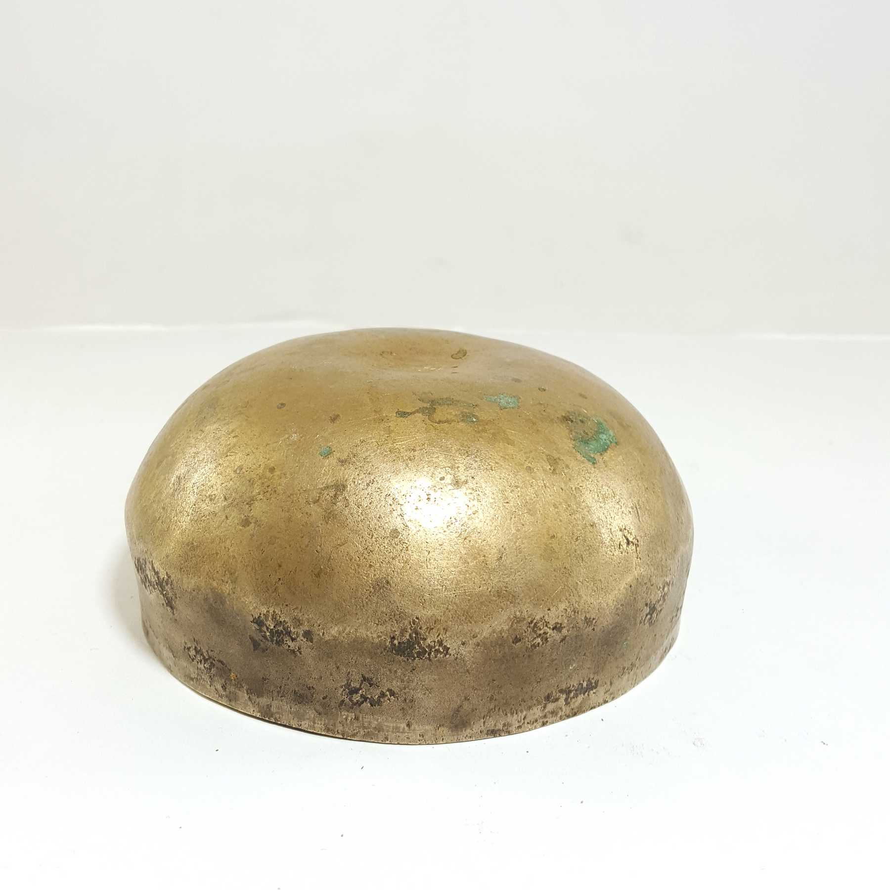 Antique Kopre Handmade Singing Bowls, ultra Lightweight, professional Tool, select Accessories