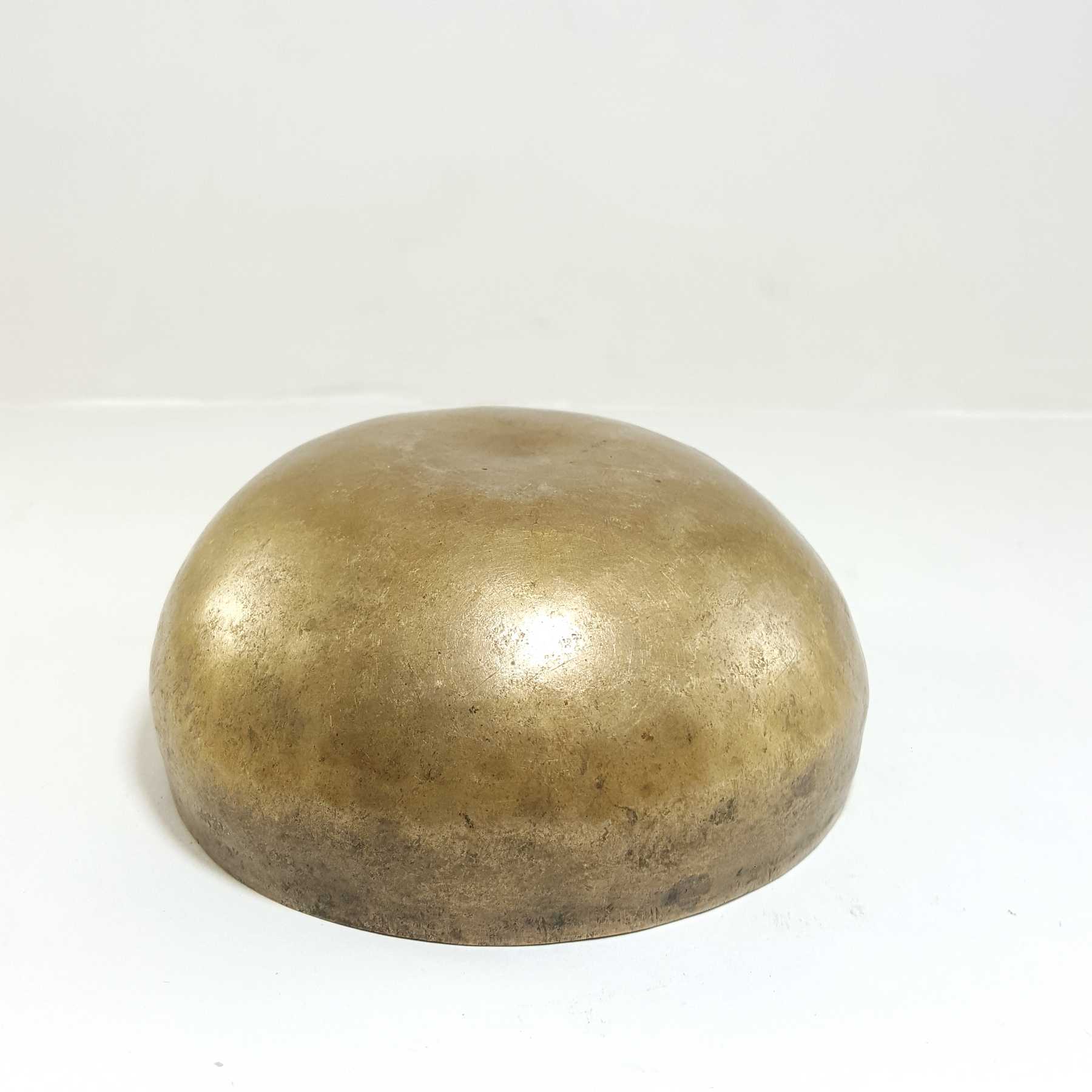 Antique Kopre Handmade Singing Bowls, ultra Lightweight, professional Tool, select Accessories