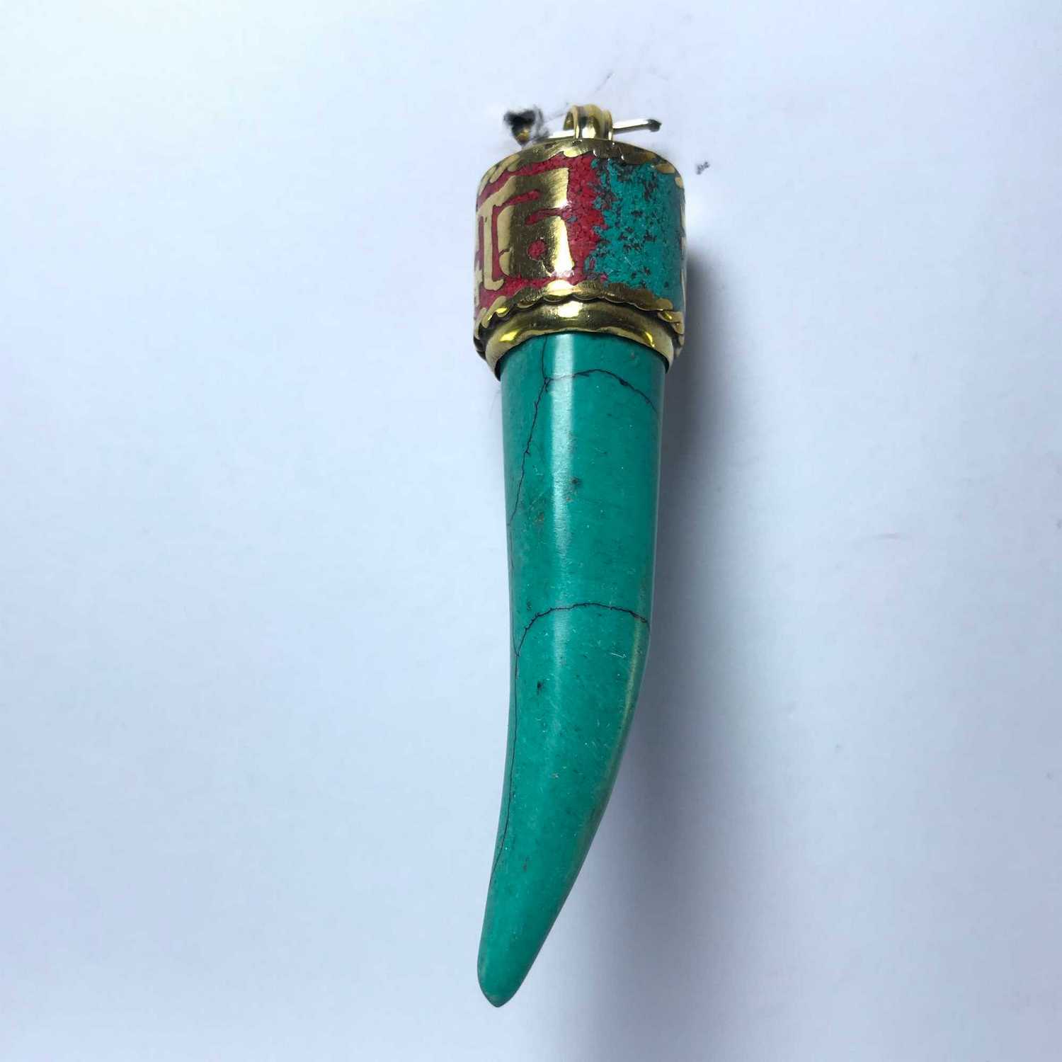 Metal Tiger Teeth Pendant <span Style=