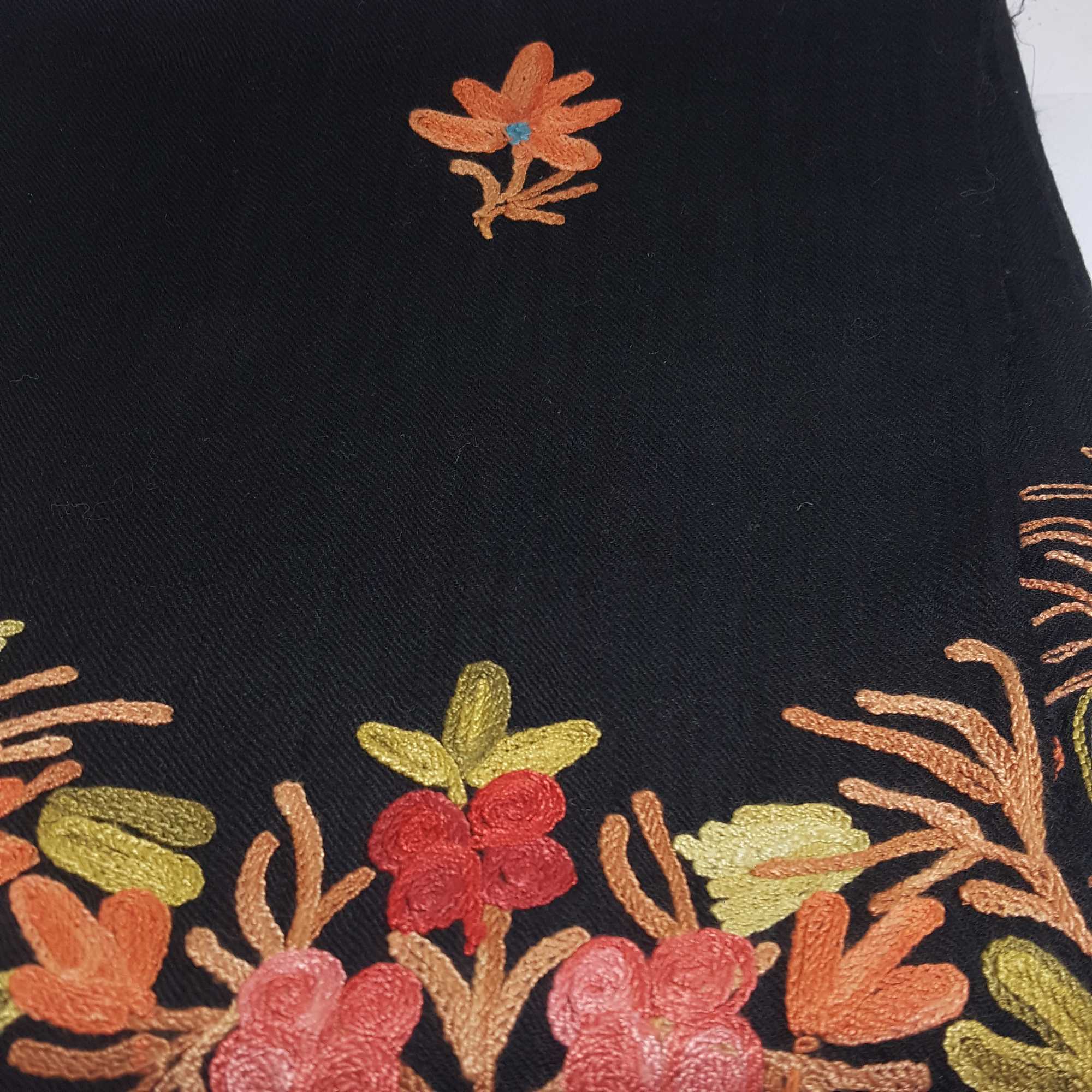 Woolen Shawl, Exquisite Handmade Four-ply Woolen Shawl: Intricate Embroidery And Unparalleled Quality, Black