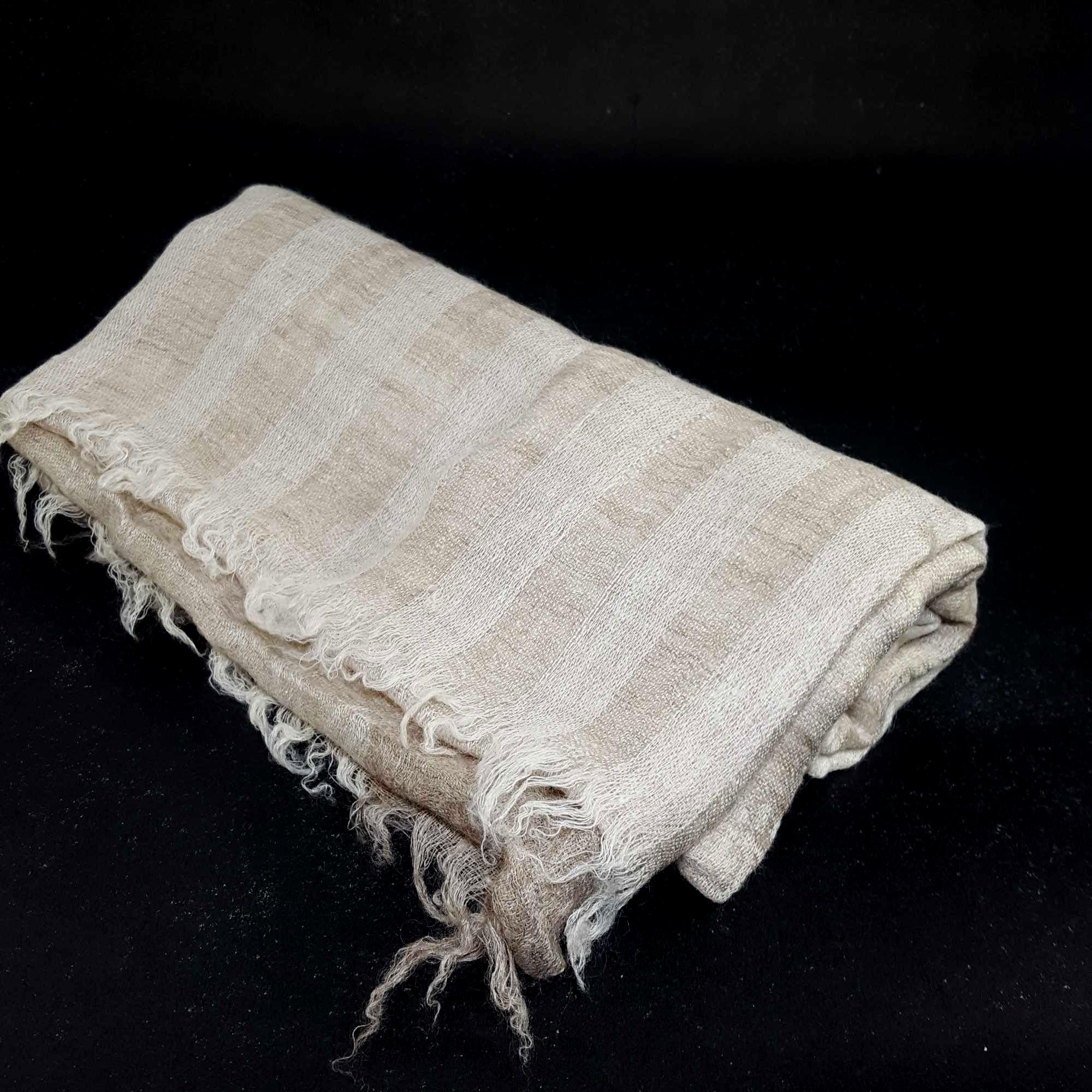 Ring Shawl <span Style=