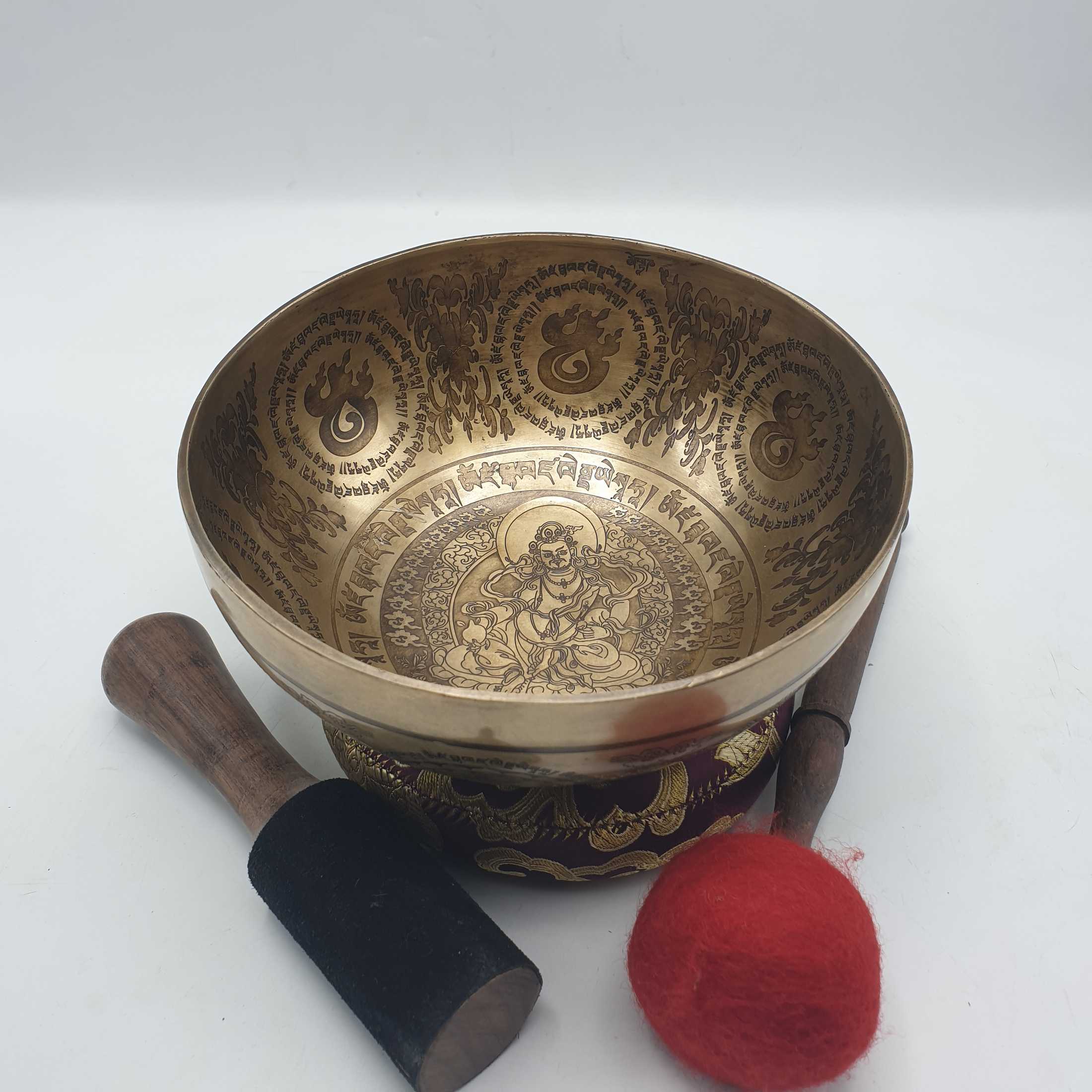Fine Carving Singing Bowl <span Style=