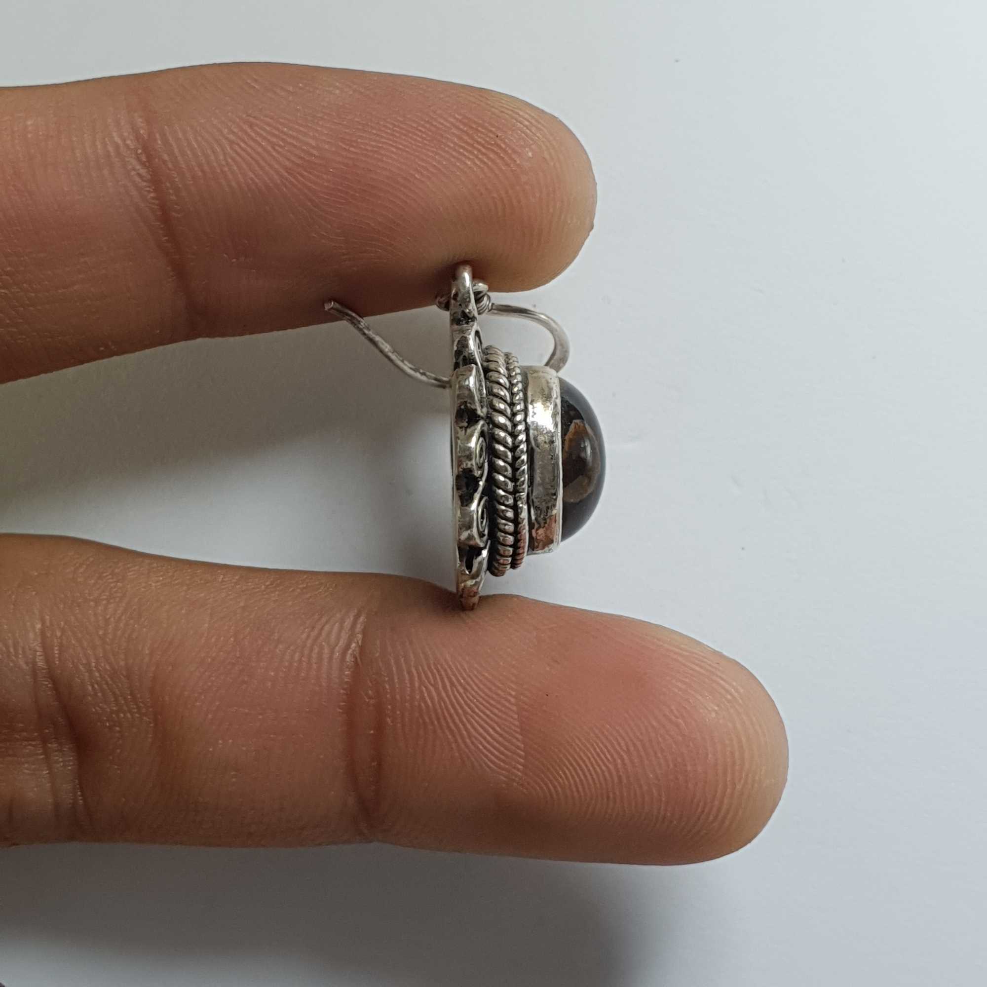 Silver Earring With tiger Eye Stone