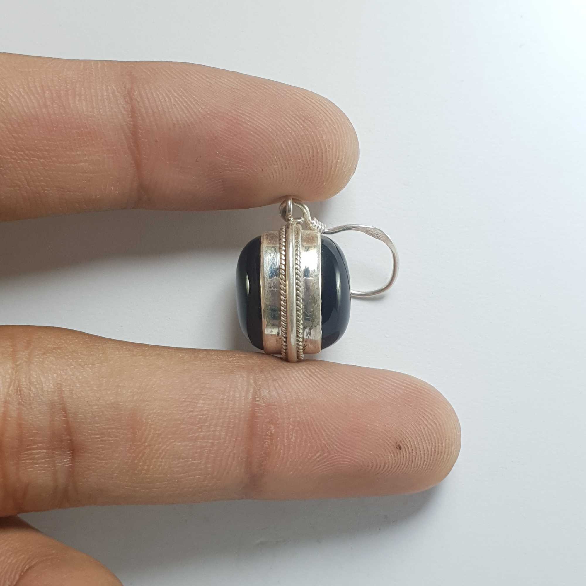 Silver Earrings With real Onyx Stone