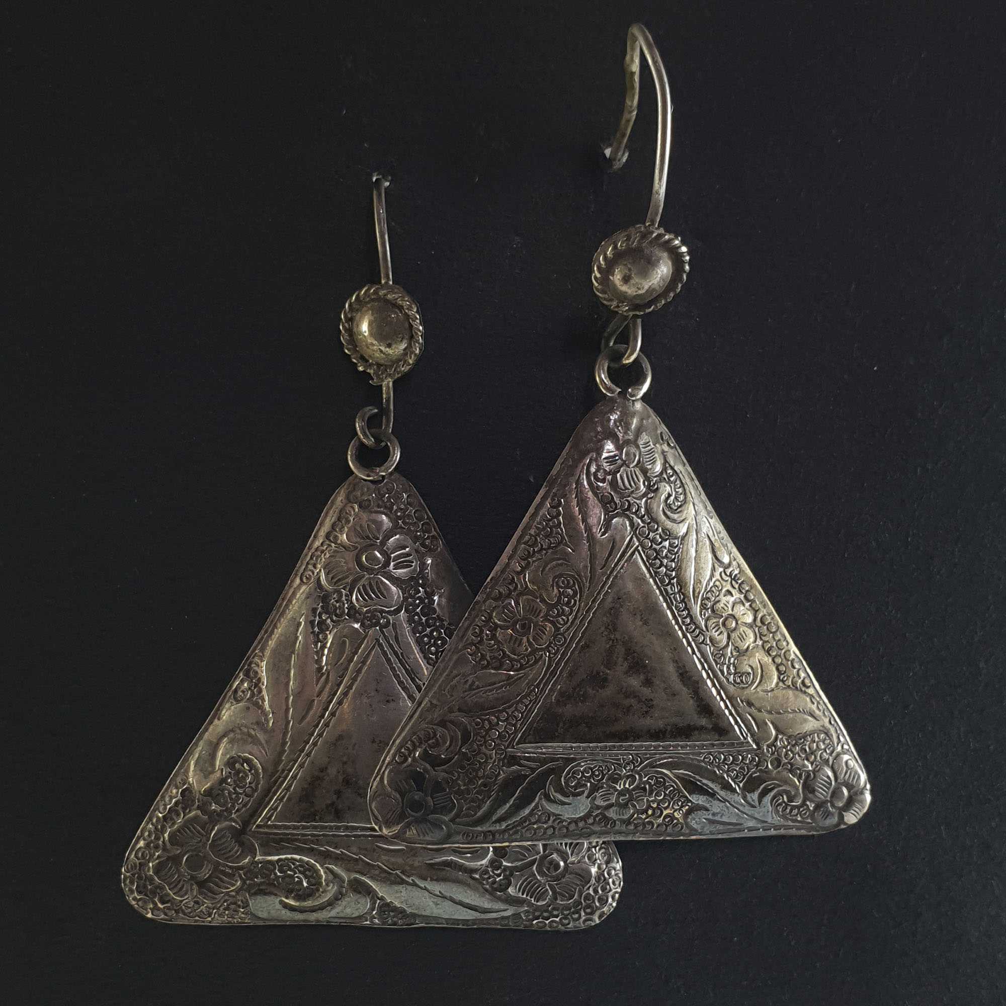Silver Earrings <span Style=