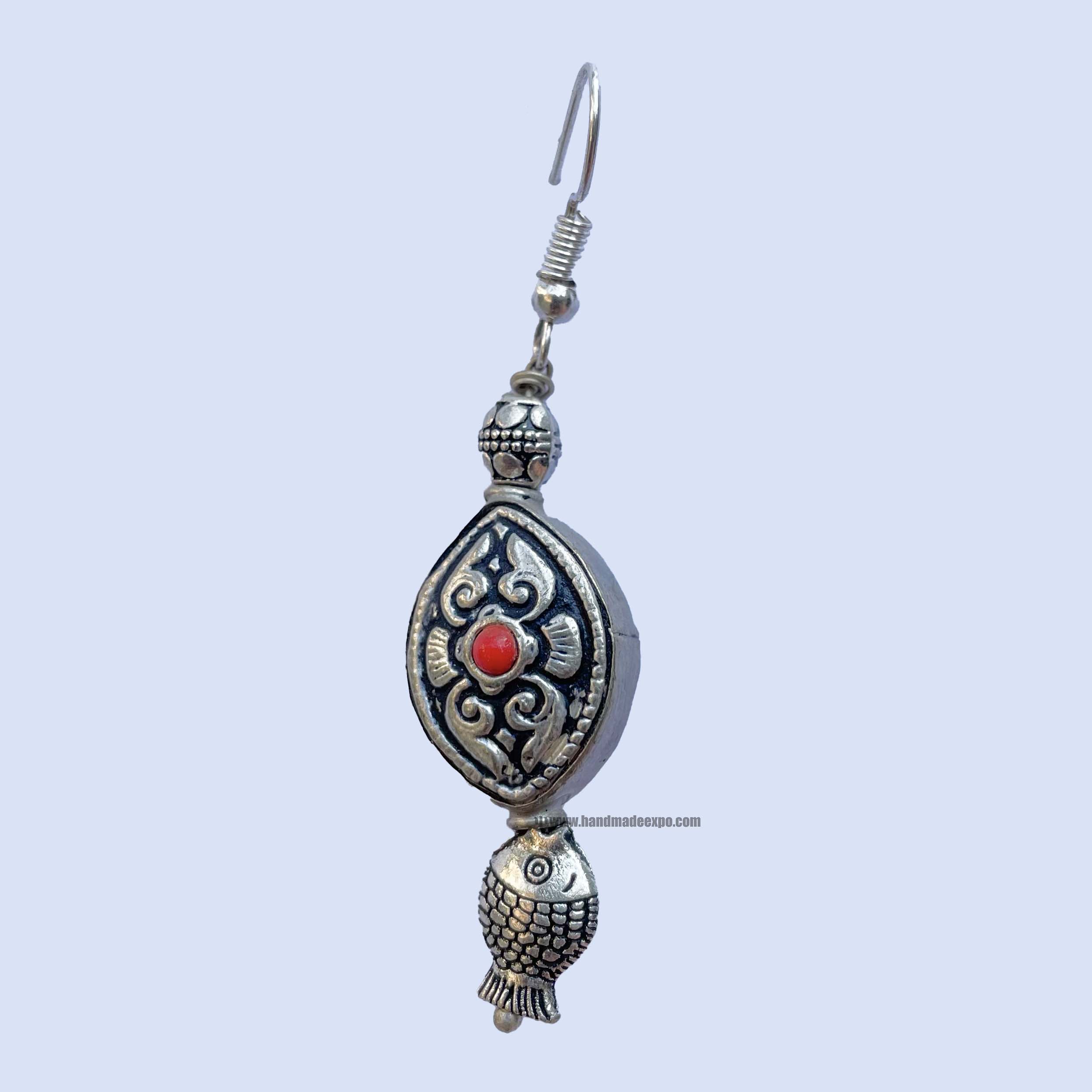 Metal Earring <span Style=