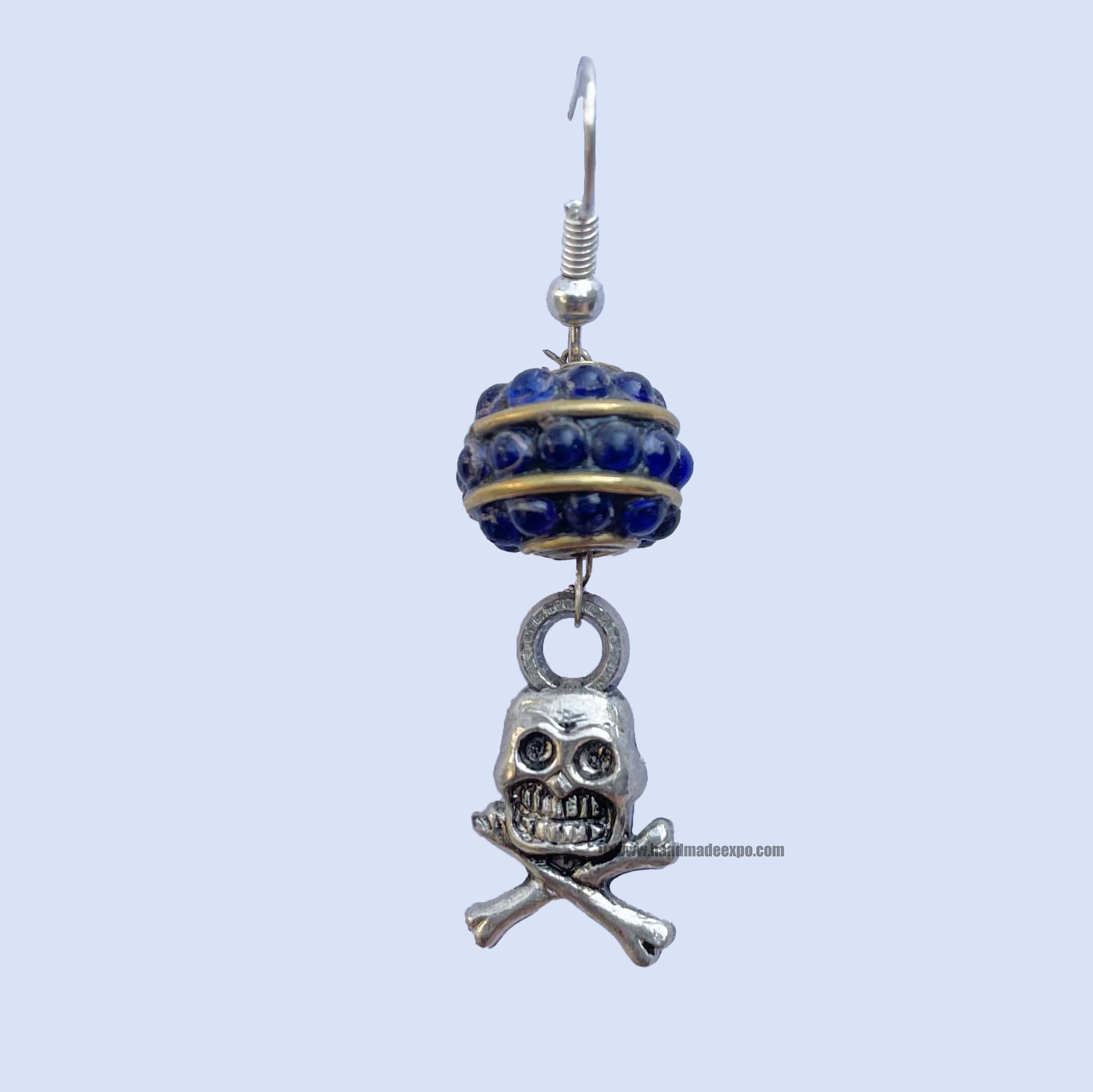 Metal Earring <span Style=