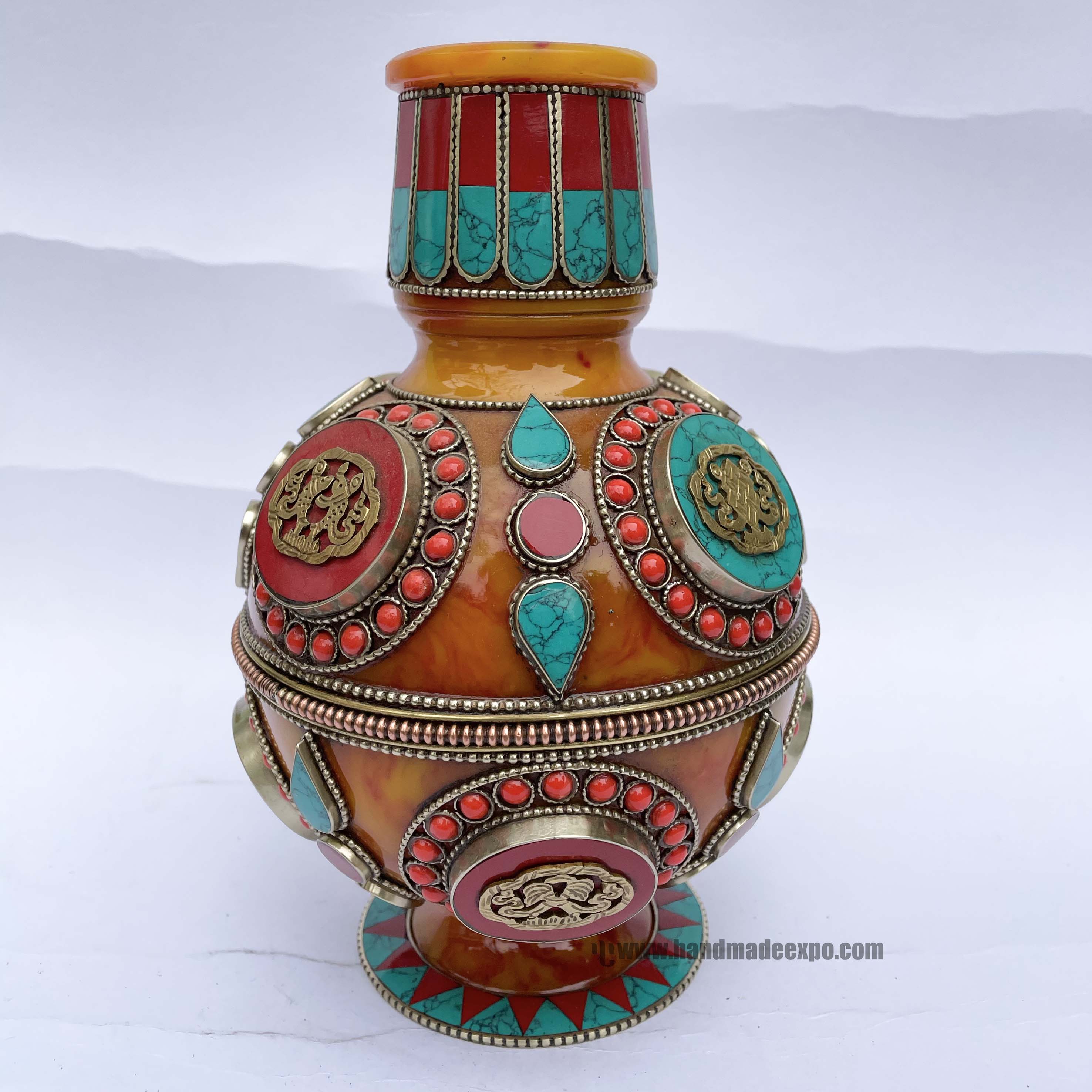 Imitation Amber Flower Vase With stone And metal Setting