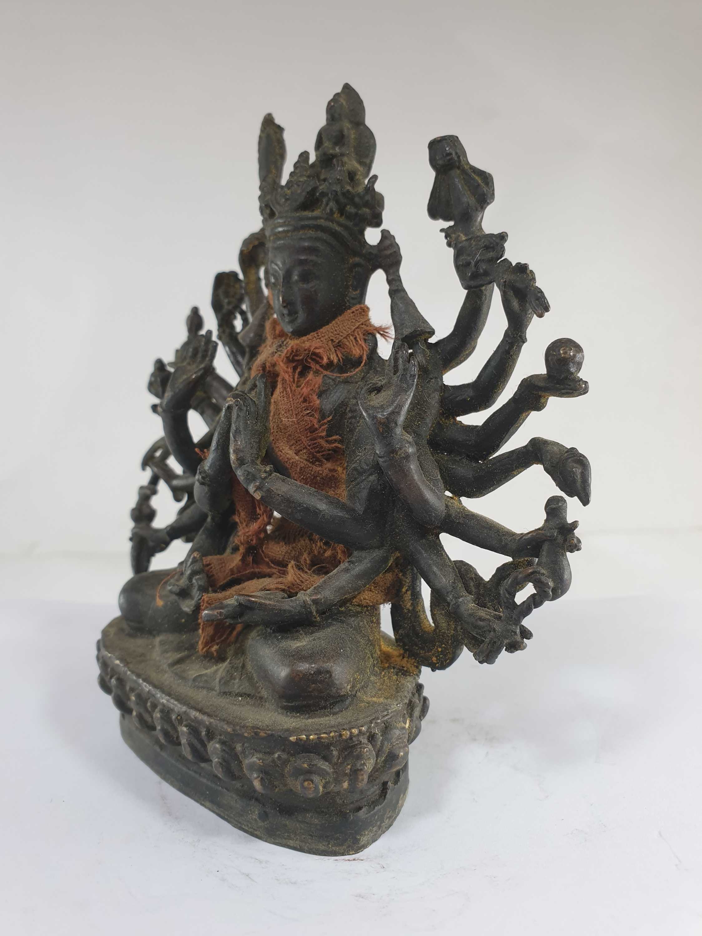 Statue <span Style=