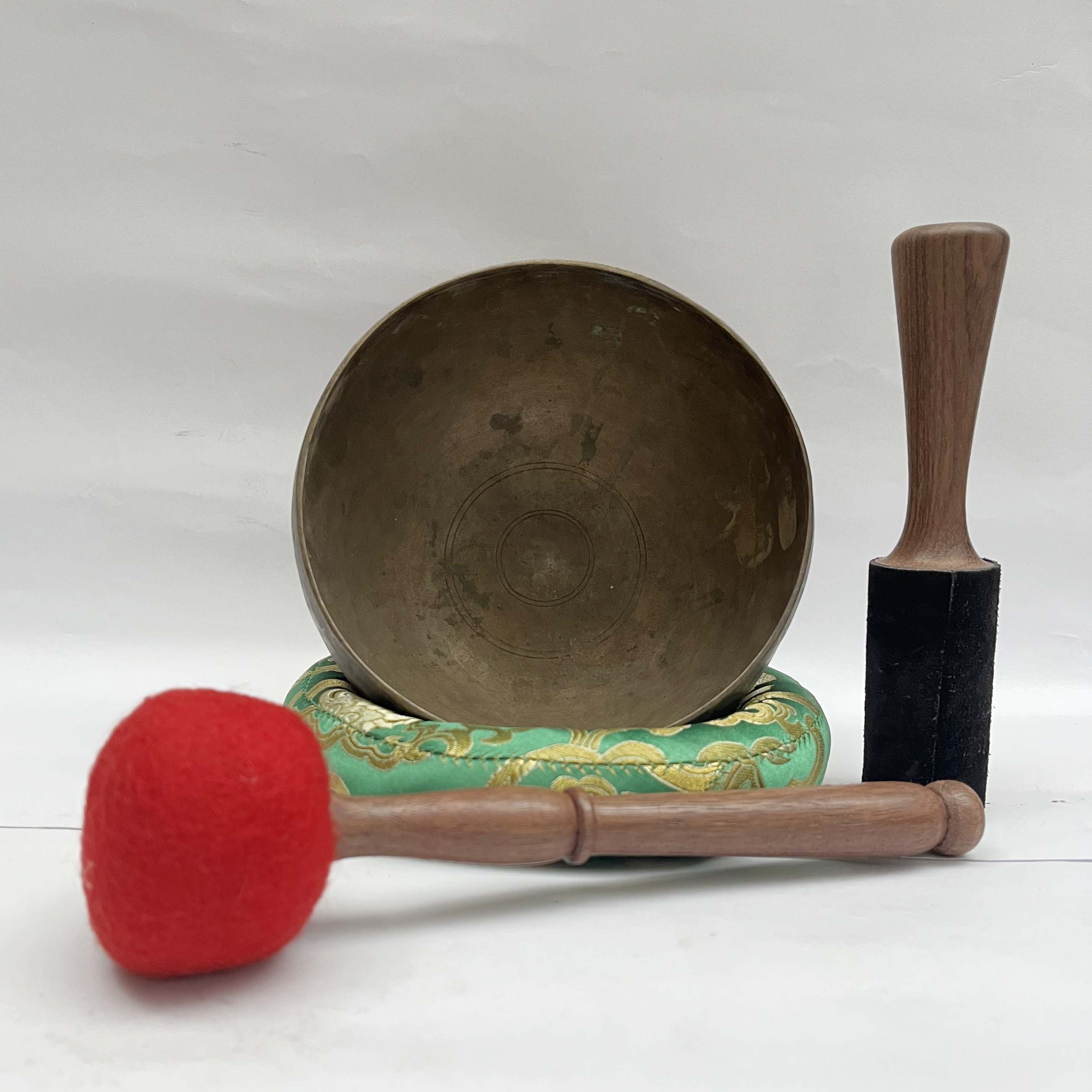 old Hand Beaten Bronze kopre Singing Bowl With antique, select Accessories