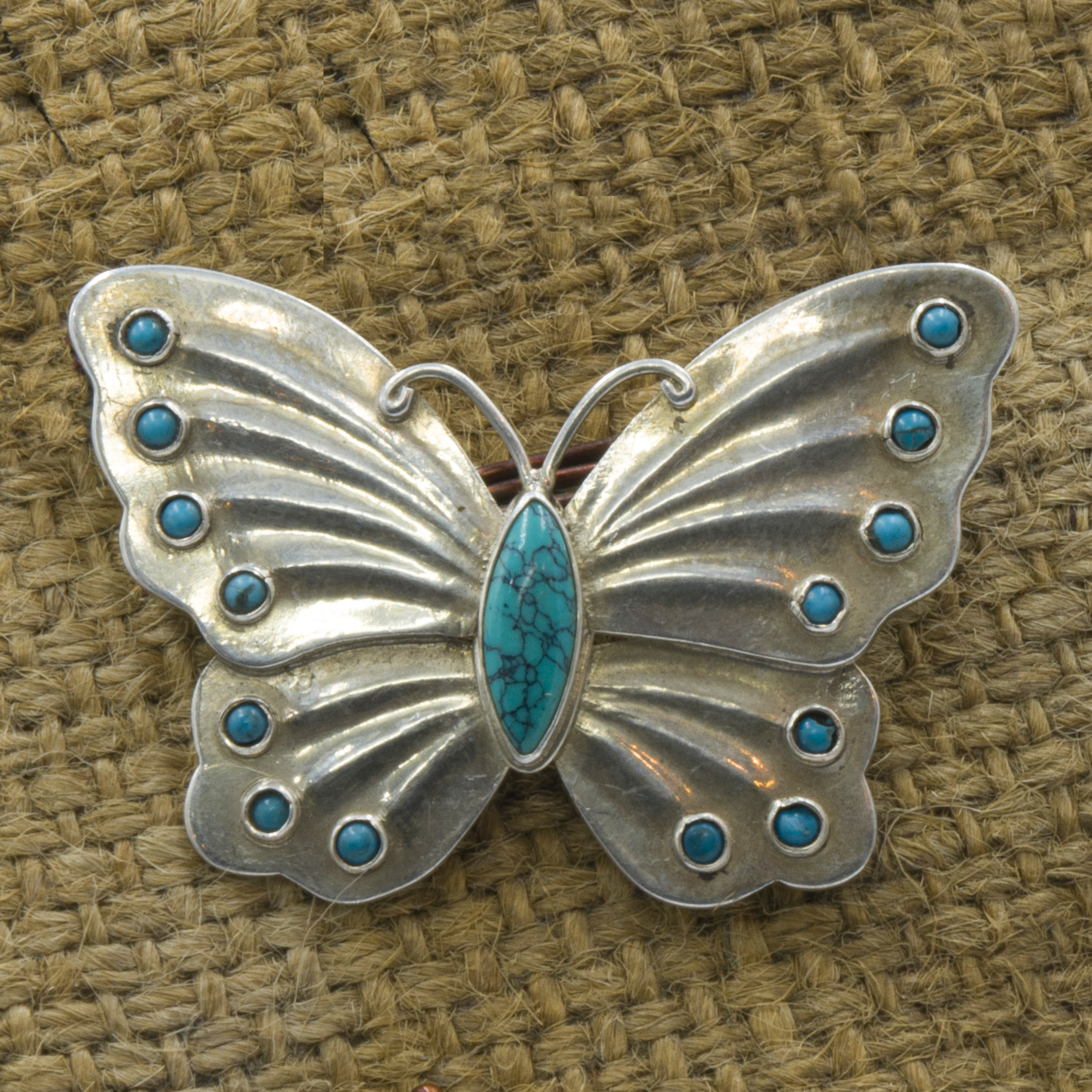 Classic Sterling Silver Butterfly Design Etched Brooch, <span Style=