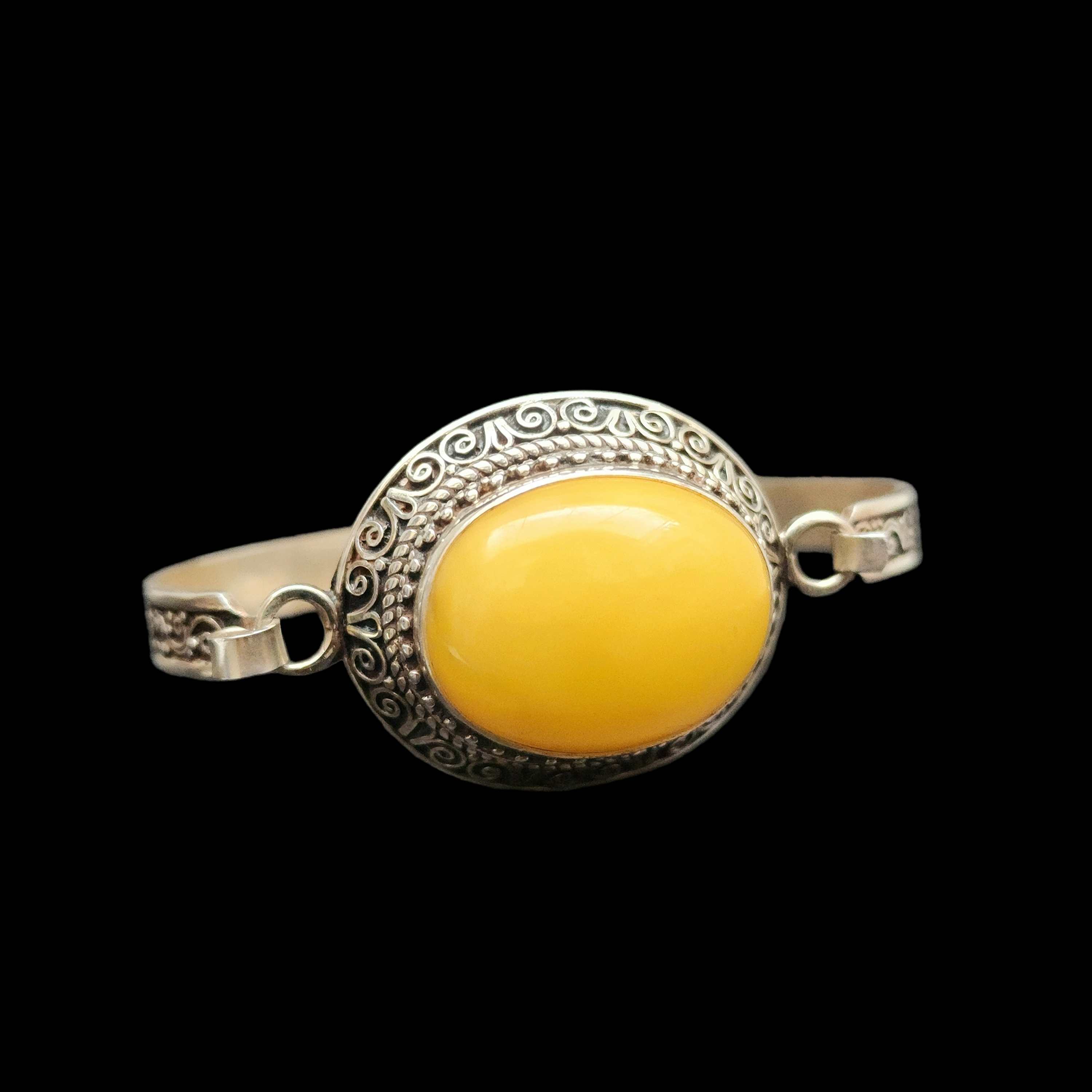 92.5 Sterling Silver Bracelet With Yellow Coloured Big Size stone Setting, Amber