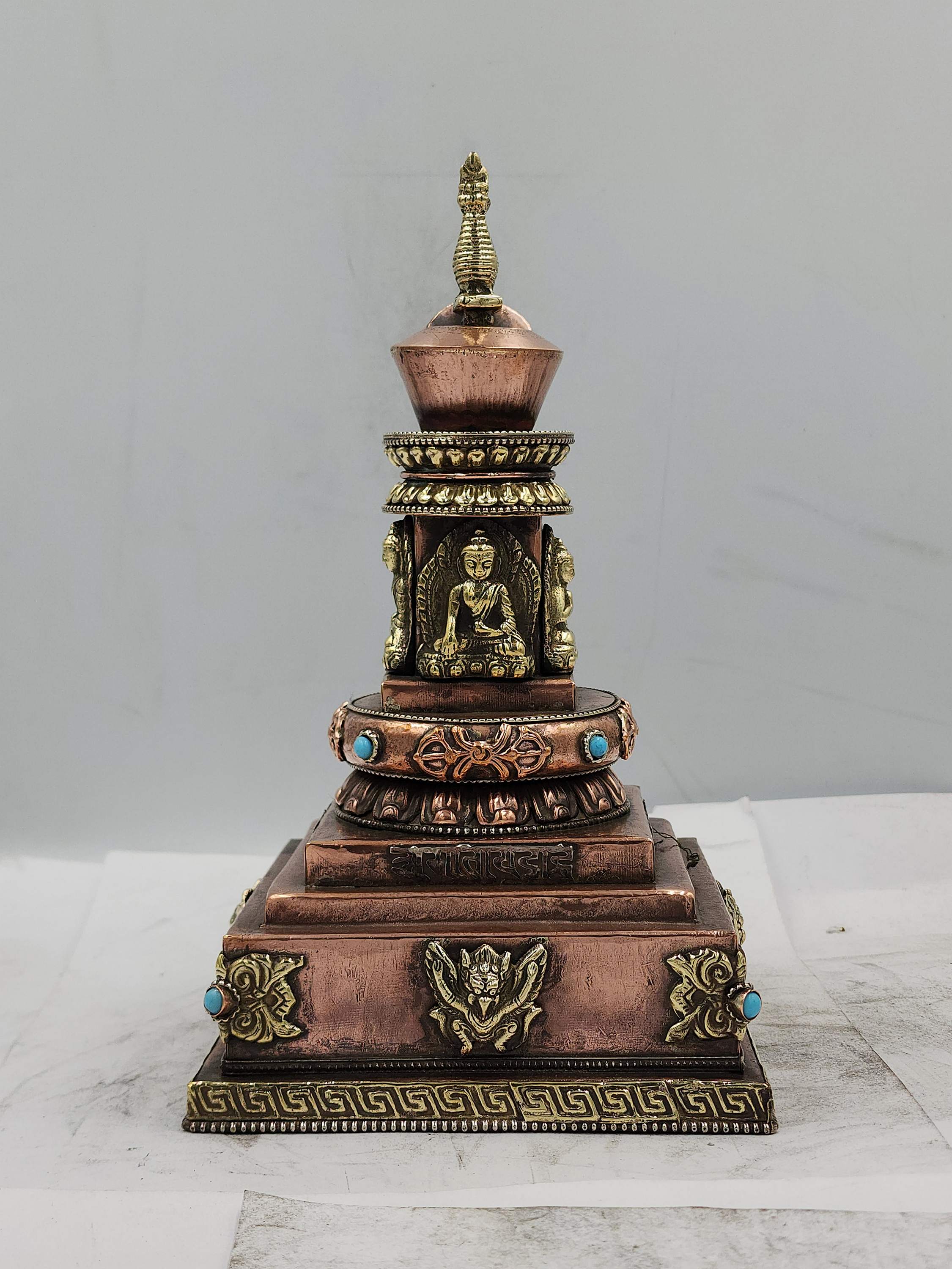 Buddhist Handmade Statue Of Stupa, Sand Casting, stone Setting