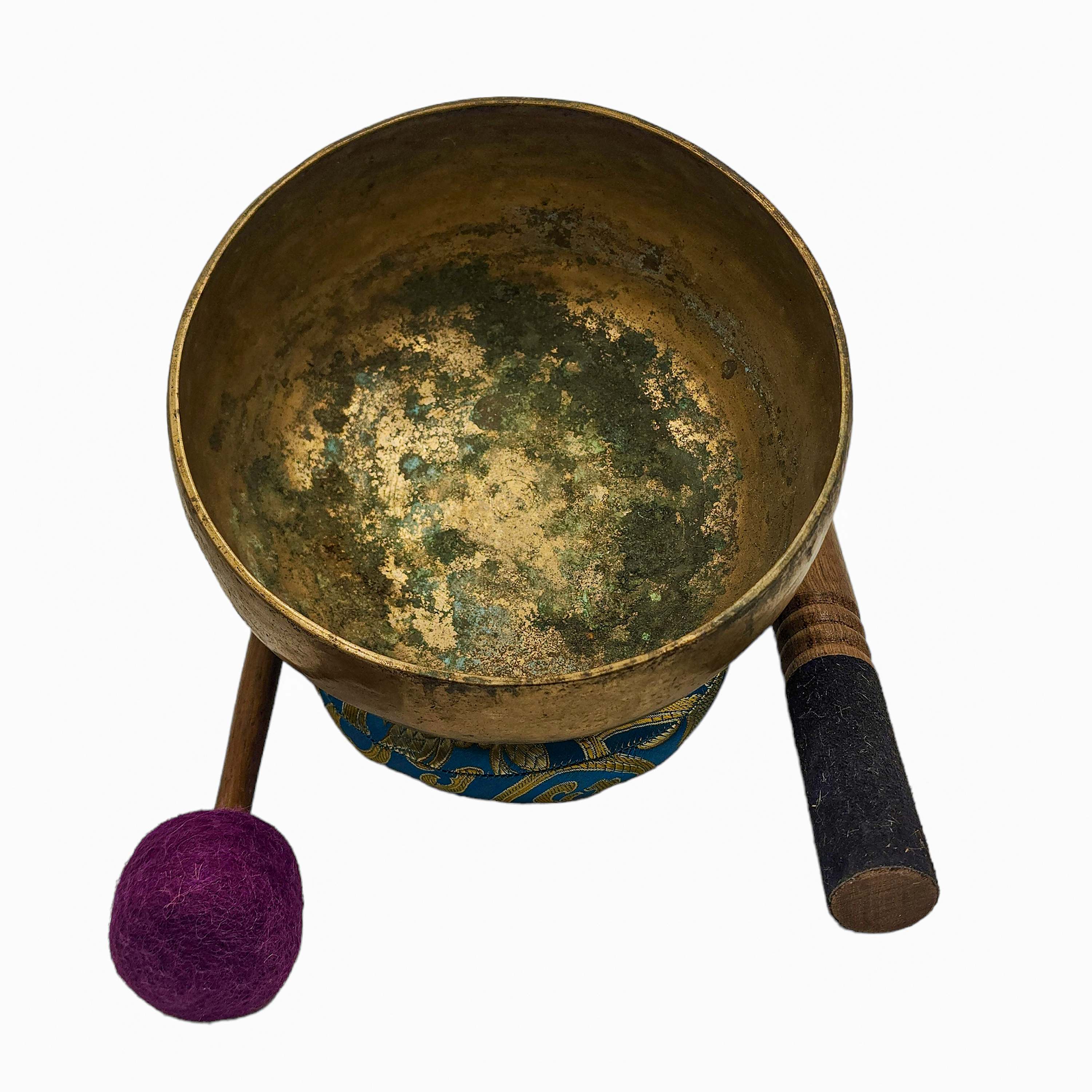 Kopre Singing Bowl, Buddhist Hand Beaten, Antique Finishing, select Accessories