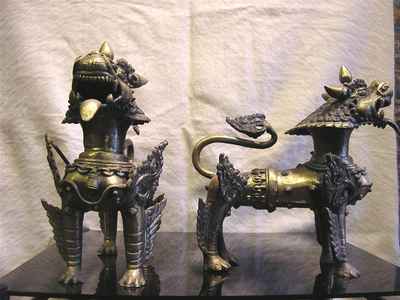 Tempel Lion Statue, [old Post], [remakable]