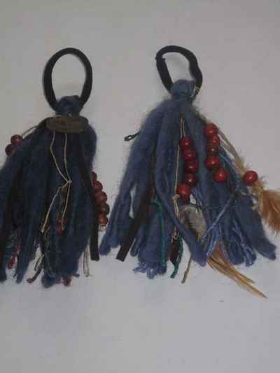 Broches