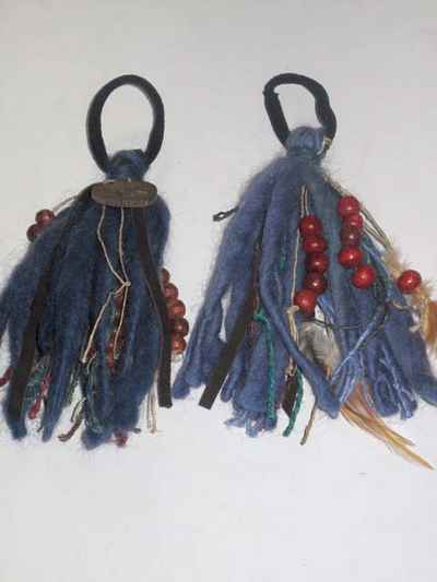 Broches