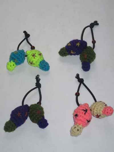 Broches