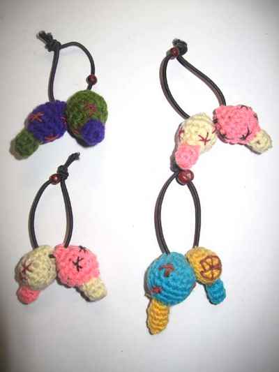 Broches