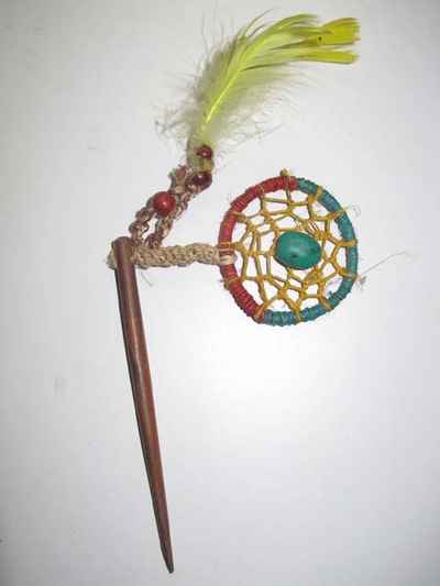 Broches With Hair Stick And Dreamcatcher