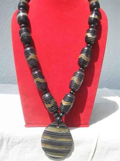 Horn Design Yak Bone Necklace, Handmade In Nepal