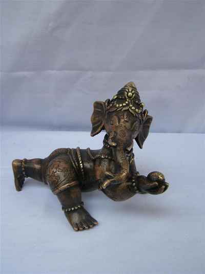 Exquisite And Rare Nepali Brass Ganesh Statue, [old Post], [remakable]