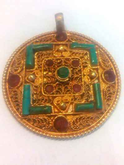 Gold Mandala Locket With Coral