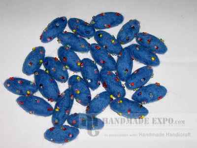Oval Felt Balls With [sitara]