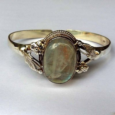 Sterling Silver Bracelet With Moonstone