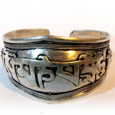 Om Mani Padme Hum Metal Bracelet