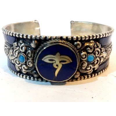 Flower Metal Bracelet With Buddha Eye Centre