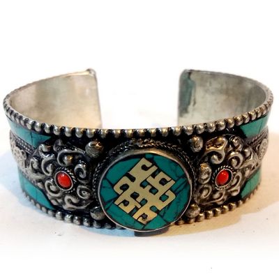 Flower Metal Bracelet With Endless Knot Centre