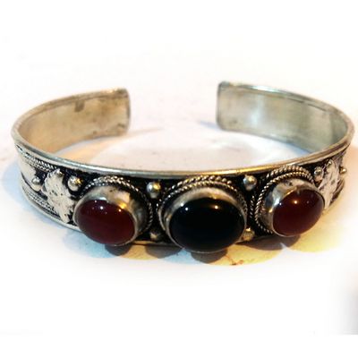 3 Mix Stone Metal Bracelet