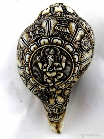 Ganesh With Ashtamangala [hand Carved], Conch Shell