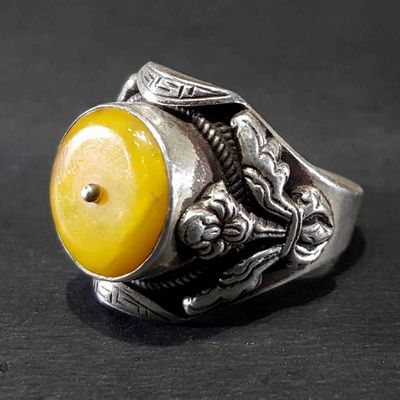 Tibettan Amber Handmade Silver Ring