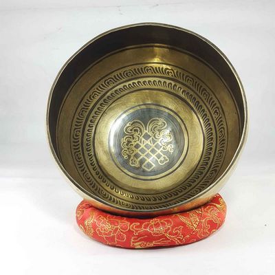 Mustang Bronze Hand Beaten Bowls With Endless Knot At The Centre, [select Accessories]