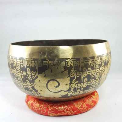Mustang Bronze Hand Beaten Bowls With Dhoja Shell At The Centre, [select Accessories]