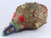 White Metal Filigree Conch Shell With Three Buddha