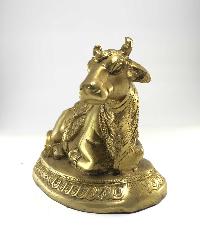 Statue Of Ox Nadhi In Glossy Finishing