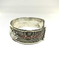 Metal Bracelet With Om Mani Padme Hum