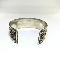Metal Bracelet With Om Mani Padme Hum