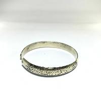 Metal Bracelet With Carving